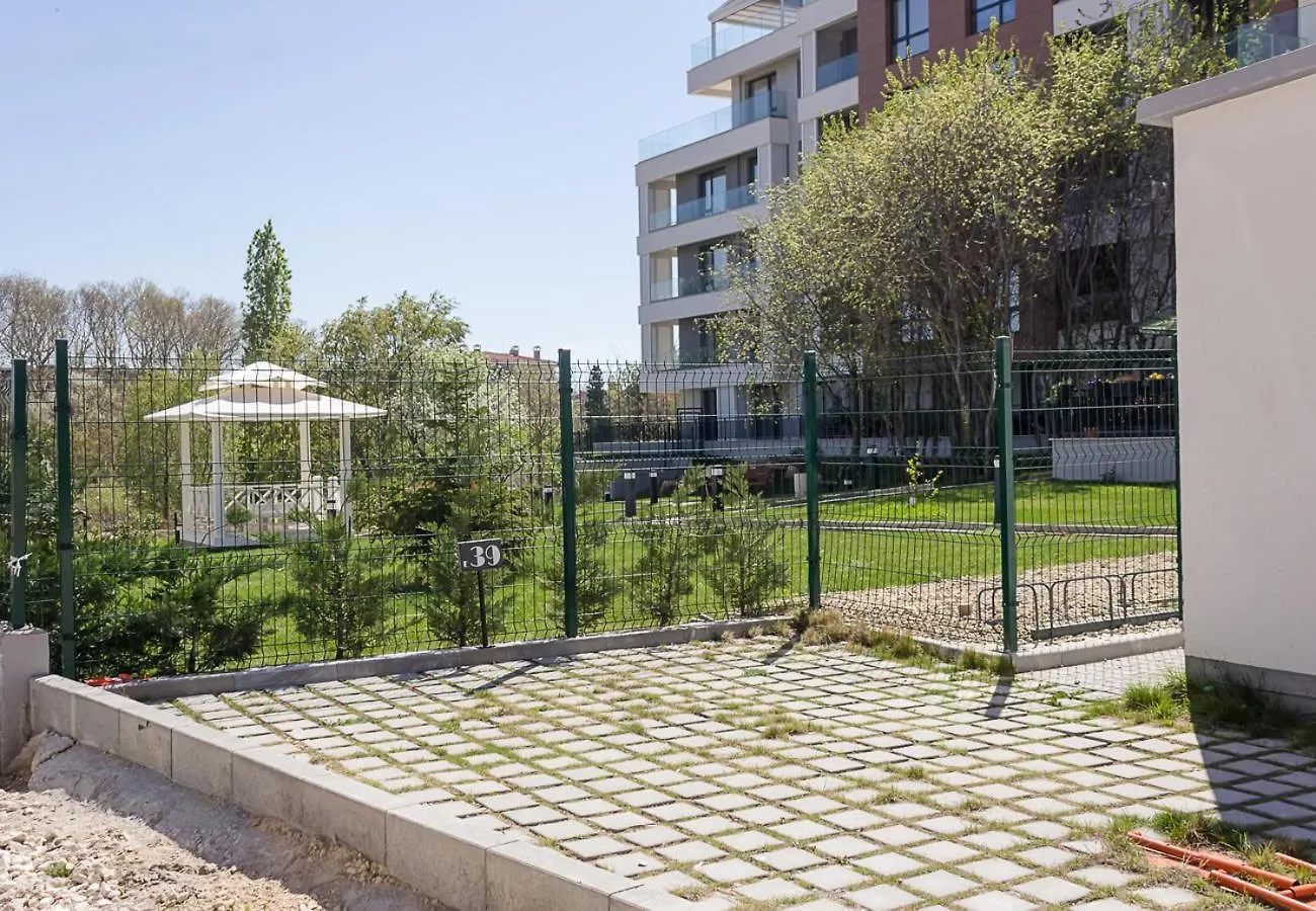 Sunny 1Bd Flat In St Constantine & Helena Complex By Flat Mаnаger Lägenhet Varna